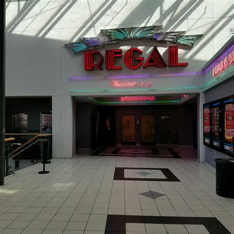 oviedo mall movie theatre.